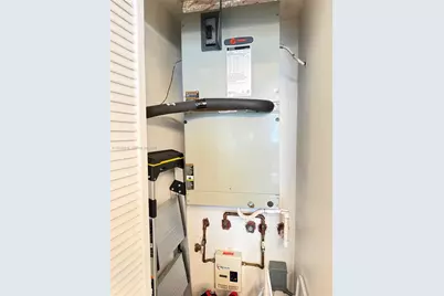 5085 NW 7th St #906, Miami, FL 33126 - Photo 13