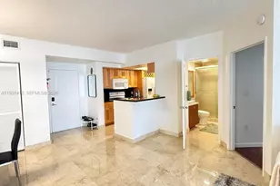 5085 NW 7th St, Miami, FL 33126 - Photo 11