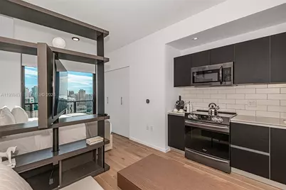 398 NE 5th St #4512, Miami, FL 33132 - Photo 11