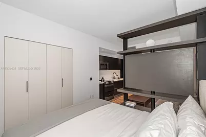 398 NE 5th St #4512, Miami, FL 33132 - Photo 9