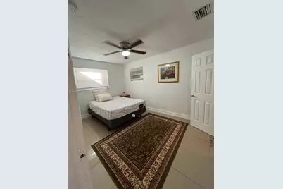 2920 NW 11th Pl, Fort Lauderdale, FL 33311 - Photo 9
