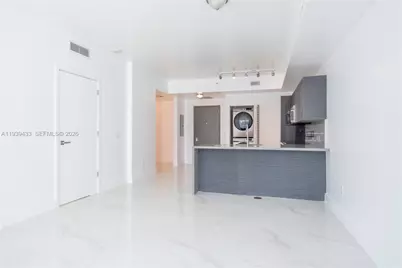 1080 Brickell Ave #1702, Miami, FL 33131 - Photo 13