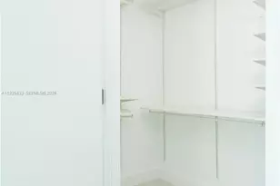 1080 Brickell Ave, Miami, FL 33131 - Photo 29