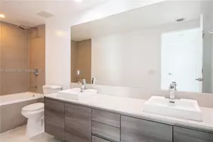 1080 Brickell Ave, Miami, FL 33131 - Photo 5