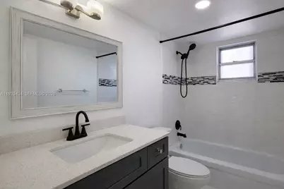 2201 S Ocean Dr #407, Hollywood, FL 33019 - Photo 15