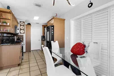 19542 SW 120th Ave, Miami, FL 33177 - Photo 9