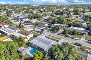 19542 SW 120th Ave, Miami, FL 33177 - Photo 29