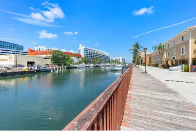 2861 NE 185th St #302, Aventura, FL 33180 - Photo 1