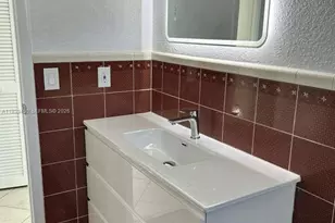 948 E 47th St, Hialeah, FL 33013 - Photo 5