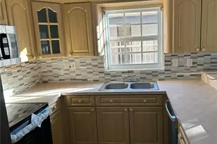 948 E 47th St, Hialeah, FL 33013 - Photo 3