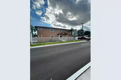 948 E 47th St #948 A, Hialeah, FL 33013 - Photo 7