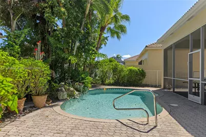 15379 Fiorenza Cir, Delray Beach, FL 33446 - Photo 27