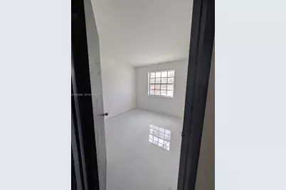 [Address not provided], Pembroke Pines, FL 33025 - Photo 13
