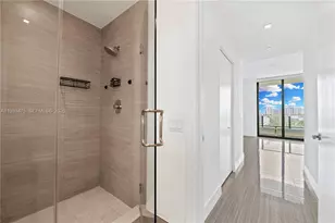 2960 NE 207th St, Aventura, FL 33180 - Photo 17