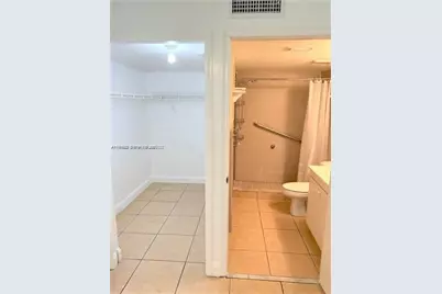 2920 SE 13th Rd #104-45, Homestead, FL 33035 - Photo 11