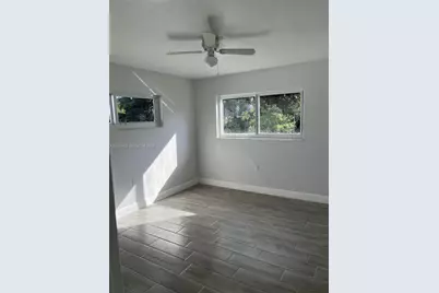 1386 NW 38th St #1, Miami, FL 33142 - Photo 3
