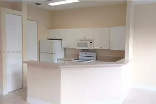 4404 SW 160th Ave, Miramar, FL 33027 - Photo 5