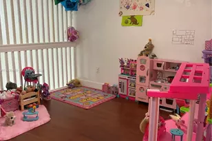 10788 NW 74th Ln, Doral, FL 33178 - Photo 13