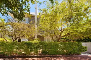 1025 Michigan Ave, Miami Beach, FL 33139 - Photo 11