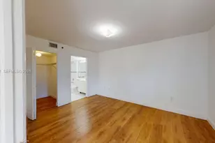 2415 NW 16th St Rd, Miami, FL 33125 - Photo 11