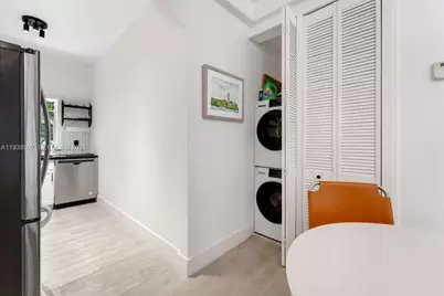 1045 Michigan Ave #B, Miami Beach, FL 33139 - Photo 15