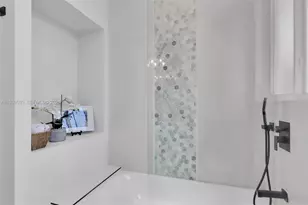 68 Coral Way, Key Largo, FL 33037 - Photo 23