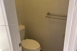 1552 NW 135th Ave, Pembroke Pines, FL 33028 - Photo 15