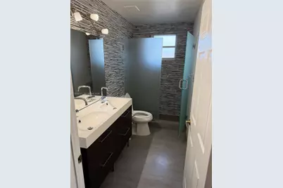 1552 NW 135th Ave, Pembroke Pines, FL 33028 - Photo 21