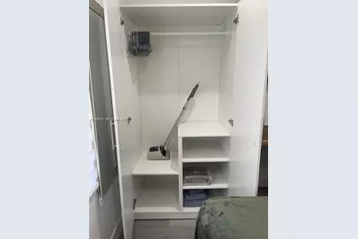 910 SW 8th Ave #b, Miami, FL 33130 - Photo 3