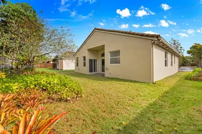 18322 SW 94th Ct, Palmetto Bay, FL 33157 - Photo 17