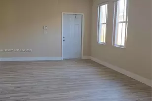 2924 SW 26th St, Miami, FL 33133 - Photo 3