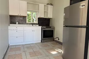 22 NE 51st St, Miami, FL 33137 - Photo 9