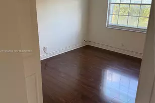 1552 NW 135th Ave, Pembroke Pines, FL 33028 - Photo 27