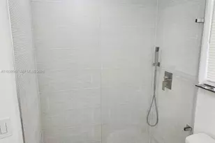 18740 NE 18th Ave, Miami, FL 33179 - Photo 23