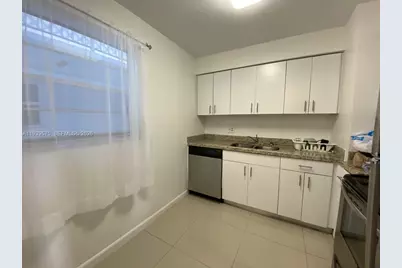 6505 Winfield Blvd #B-19, Margate, FL 33063 - Photo 9