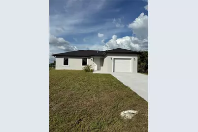 1048 Jay Ct, Labelle, FL 33935 - Photo 3