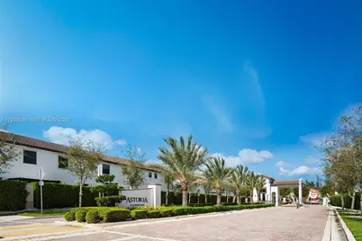 8885 NW 102nd Ct, Doral, FL 33178 - Photo 25