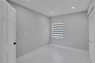 5314 SW 140th Pl, Miami, FL 33175 - Photo 11