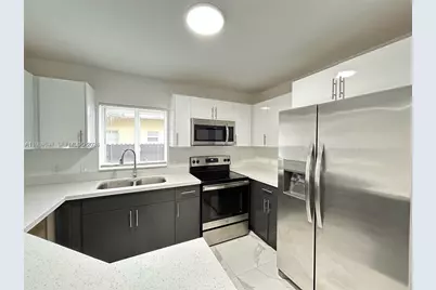 116 NW 10th St #A, Hallandale Beach, FL 33009 - Photo 11