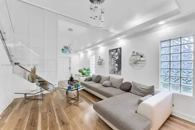 1289 NW 171st Ter, Pembroke Pines, FL 33028 - Photo 5