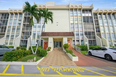 501 Three Islands Blvd #220, Hallandale Beach, FL 33009 - Photo 23