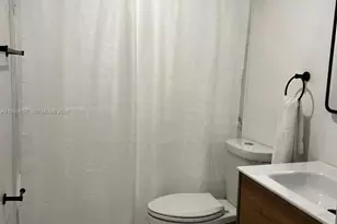 2727 NW 17th Terrace, Miami, FL 33125 - Photo 9