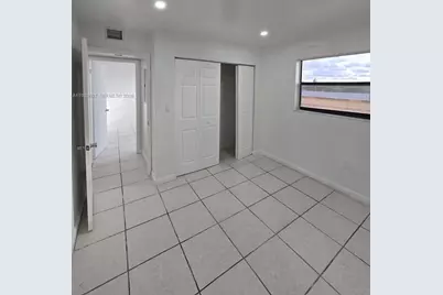 2727 NW 17th Ter #404, Miami, FL 33125 - Photo 5