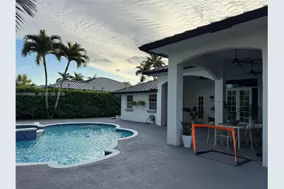 14601 SW 99th Ave, Miami, FL 33176 - Photo 7