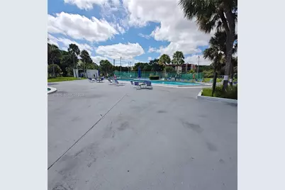 7051 Environ Blvd #433, Lauderhill, FL 33319 - Photo 31