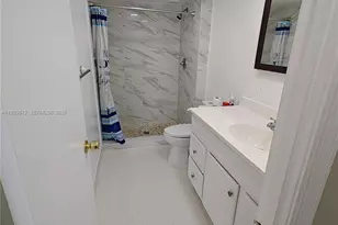 7051 Environ Blvd, Lauderhill, FL 33319 - Photo 23