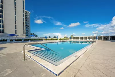 5601 Collins Ave #1618, Miami Beach, FL 33140 - Photo 21