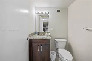 5601 Collins Ave, Miami Beach, FL 33140 - Photo 13