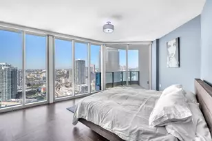 200 Biscayne Blvd Way, Miami, FL 33131 - Photo 13