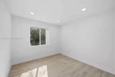 5703 NW 48th Ave, Coconut Creek, FL 33073 - Photo 19